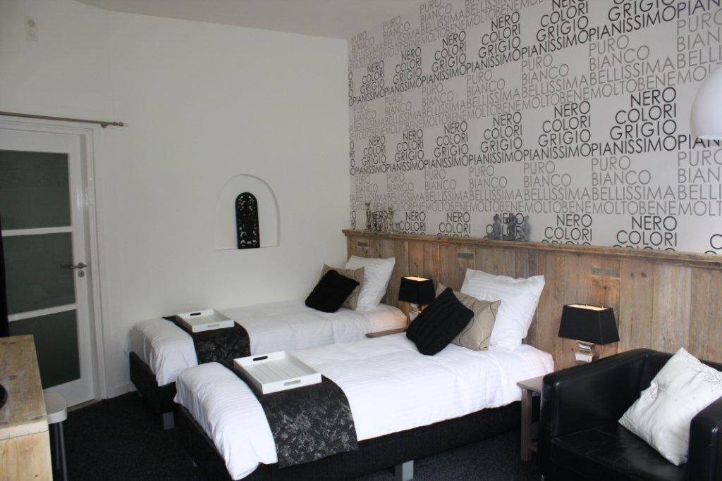 Bed & Breakfast Onder De Dekens Bed & Breakfast Harderwijk Exterior photo